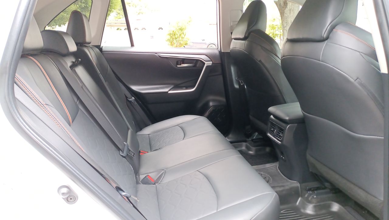 2024 Toyota RAV4 2.5 Adventure At