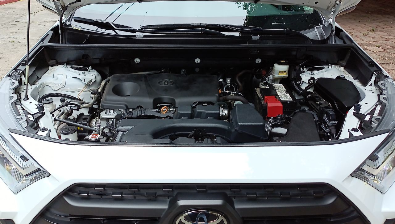 2024 Toyota RAV4 2.5 Adventure At