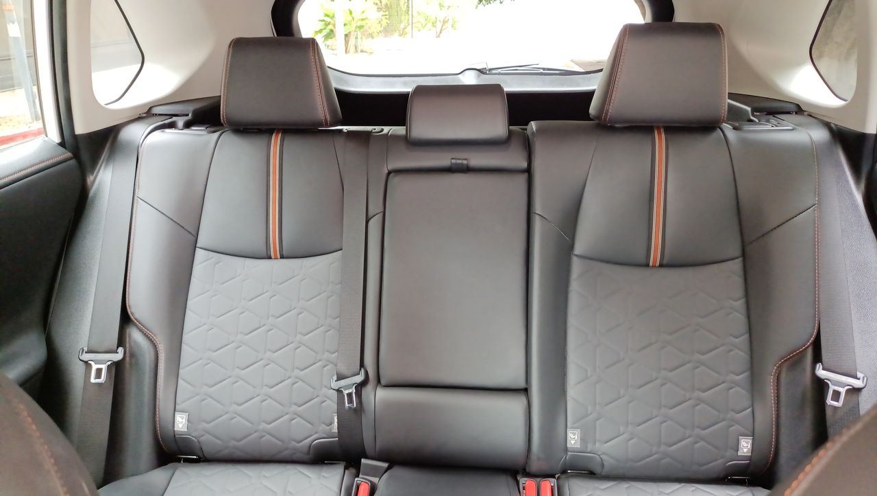 2024 Toyota RAV4 2.5 Adventure At