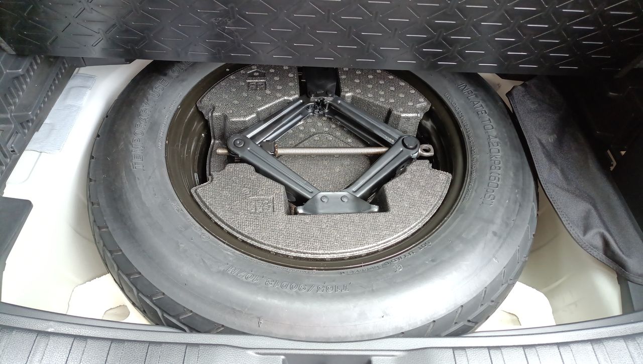 2024 Toyota RAV4 2.5 Adventure At