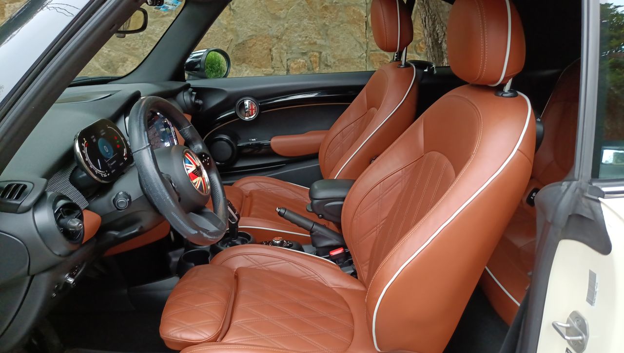 2022 MINI Cooper Convertible Iconic At