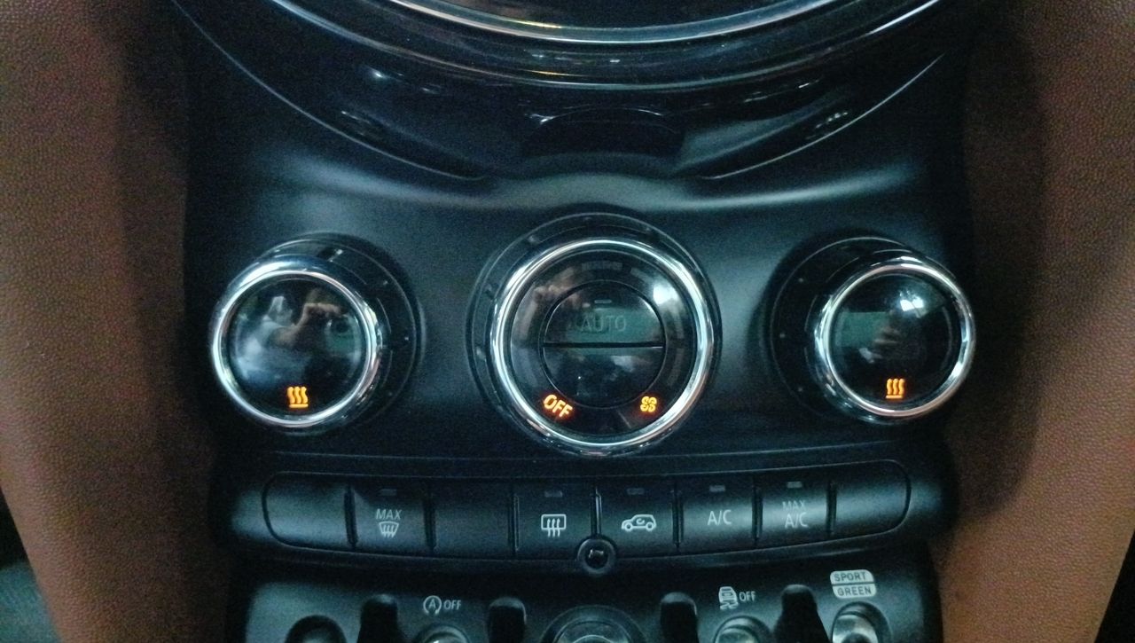 2022 MINI Cooper Convertible Iconic At